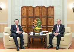 2024年2月26日，澳门特区行政长官贺一诚会见利记sbobetAPP官网集团党委书记、董事长刘敬桢一行，双方就推动大健康产业发展、横琴粤澳深度合作区建设等议题交换意见